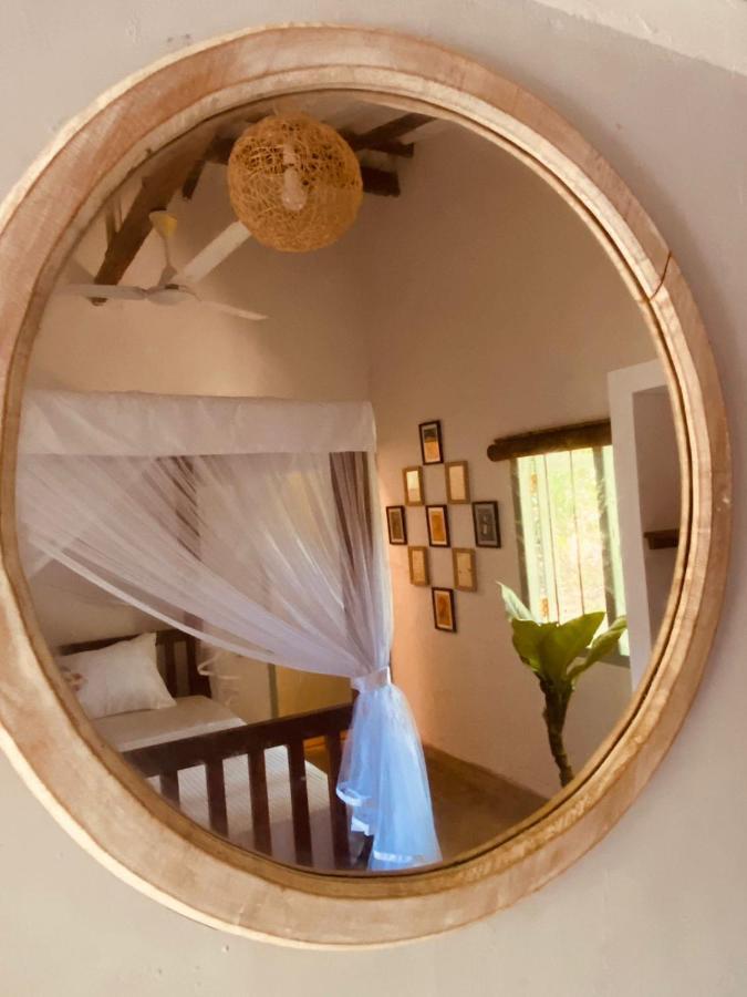 Bed and Breakfast Cafe Ceylon à Koggala Extérieur photo